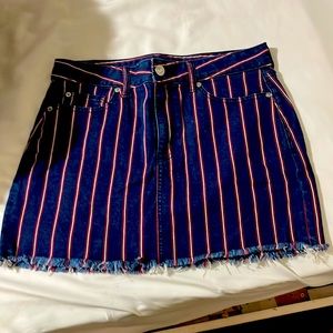 American eagle blue Jean skirt red/white stripes